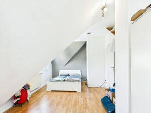 Drei Einheiten, eine attraktive Kapitalanlage: Mehrfamilienhaus in Zuffenhausen – 70435 Stuttgart – Vorschaubild 3