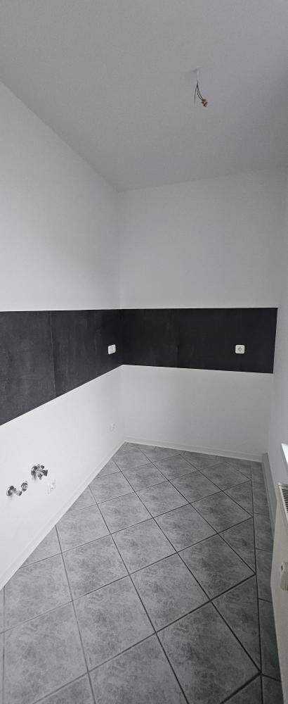 Helle 2 Raum-Wohnung im Zentrum – Chemnitz – Vorschaubild 8