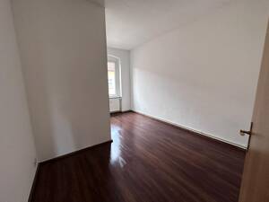 3-Zimmer-Wohnung zur Miete in Krämpfervorstadt, Erfurt – Ruhrstraße 8, 99085 Erfurt – Vorschaubild 2