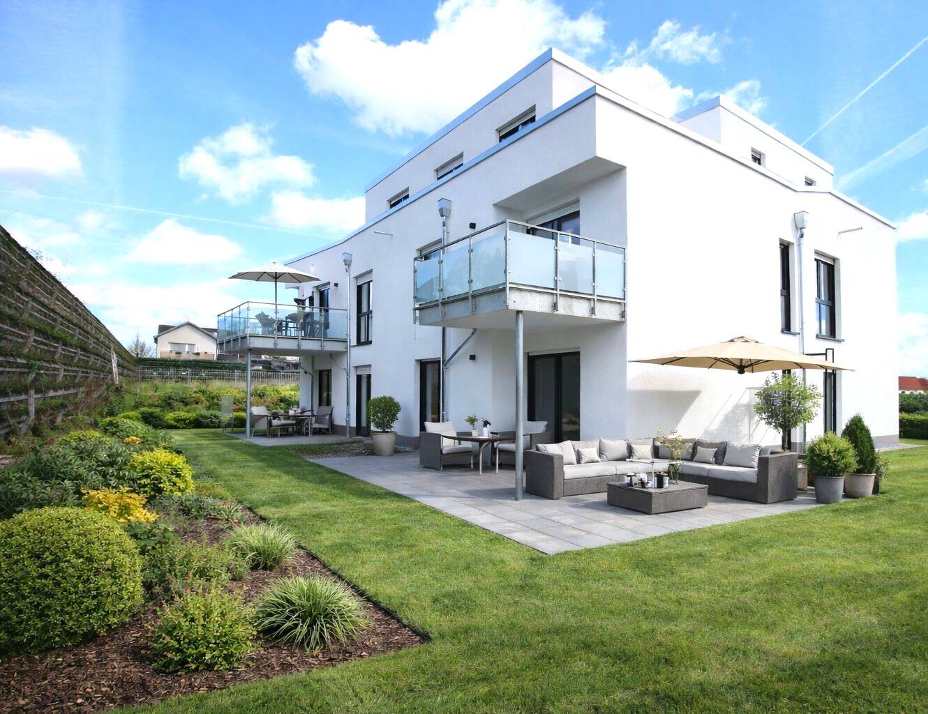 In SPENGE: 3 Zi. Neubau-ETW. mit 29m² Süd- Terrasse. EINZUG ab Juni 26. – Bielefeld – Vorschaubild 3