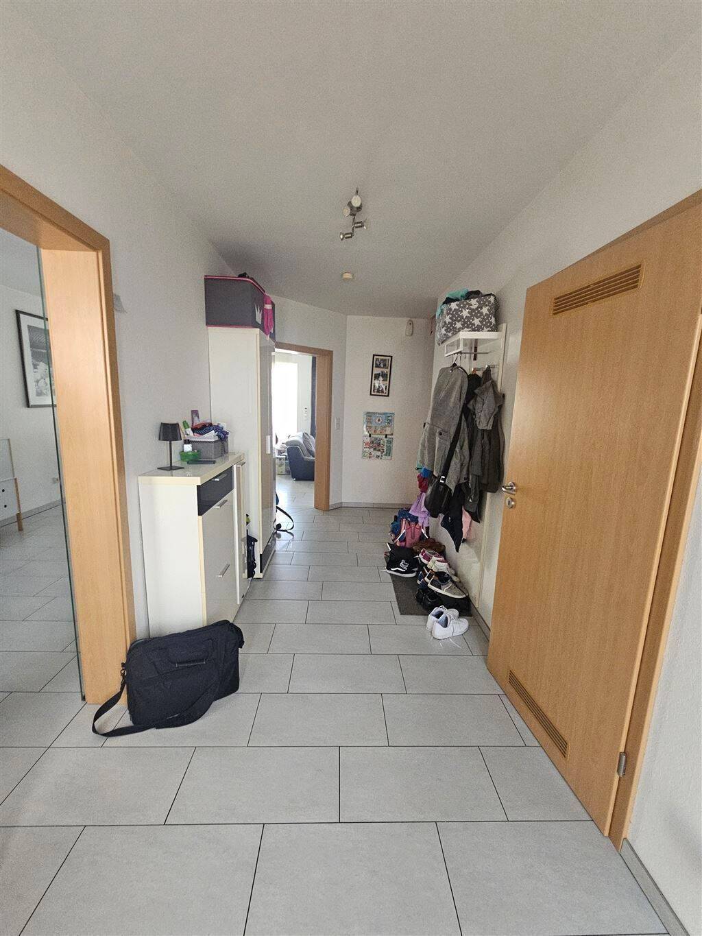 Familienglück mit Zukunft: Modernes Einfamilienhaus mit Photovoltaik in Gladbeck – Gladbeck – Vorschaubild 4