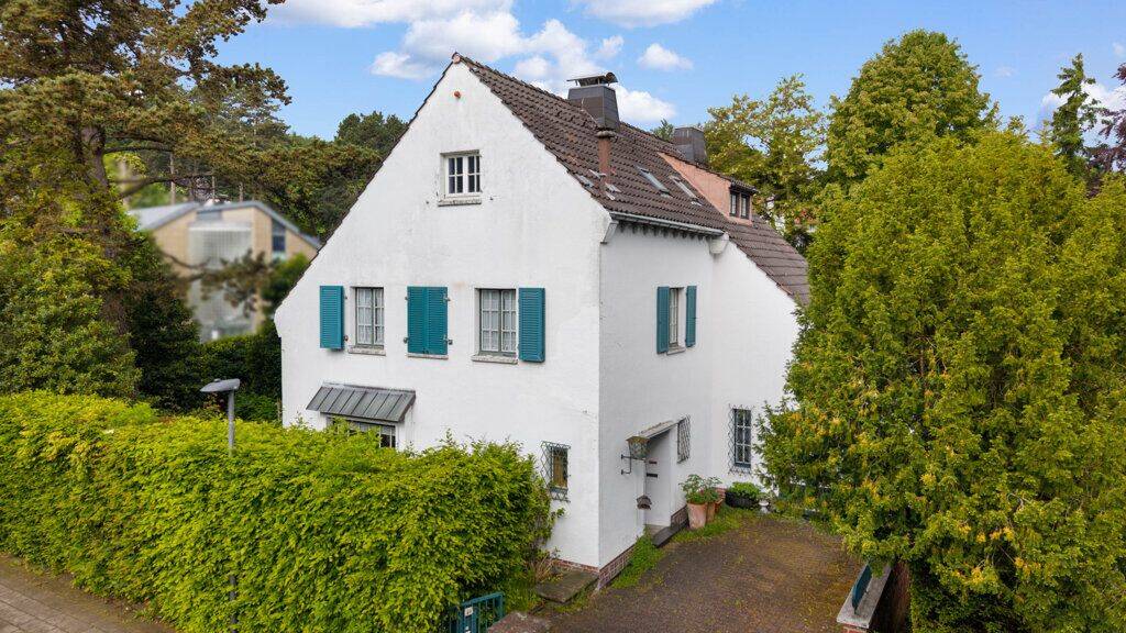 Südviertel! Freistehendes Einfamilienhaus in direkter Nähe zu Hangeweiher und Kaiser-Friedrich-Allee – Aachen – Vorschaubild 2