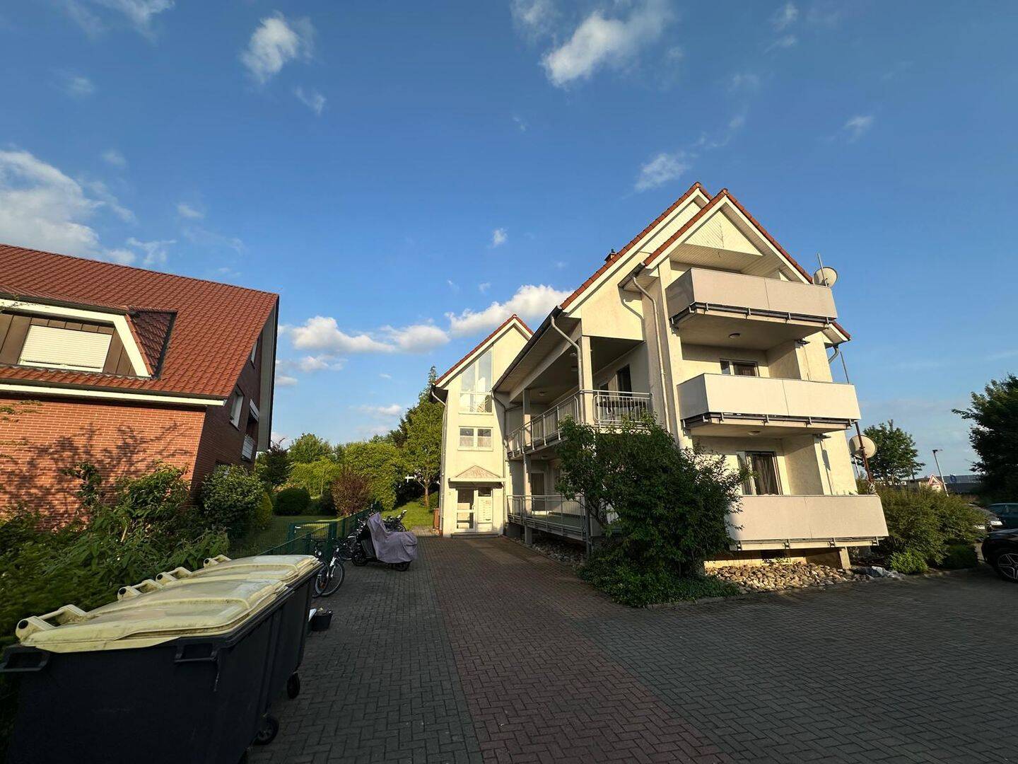 Charmantes 1-Zimmer-Apartment mit Balkon in Bad Laer – Bad Laer – Vorschaubild 3