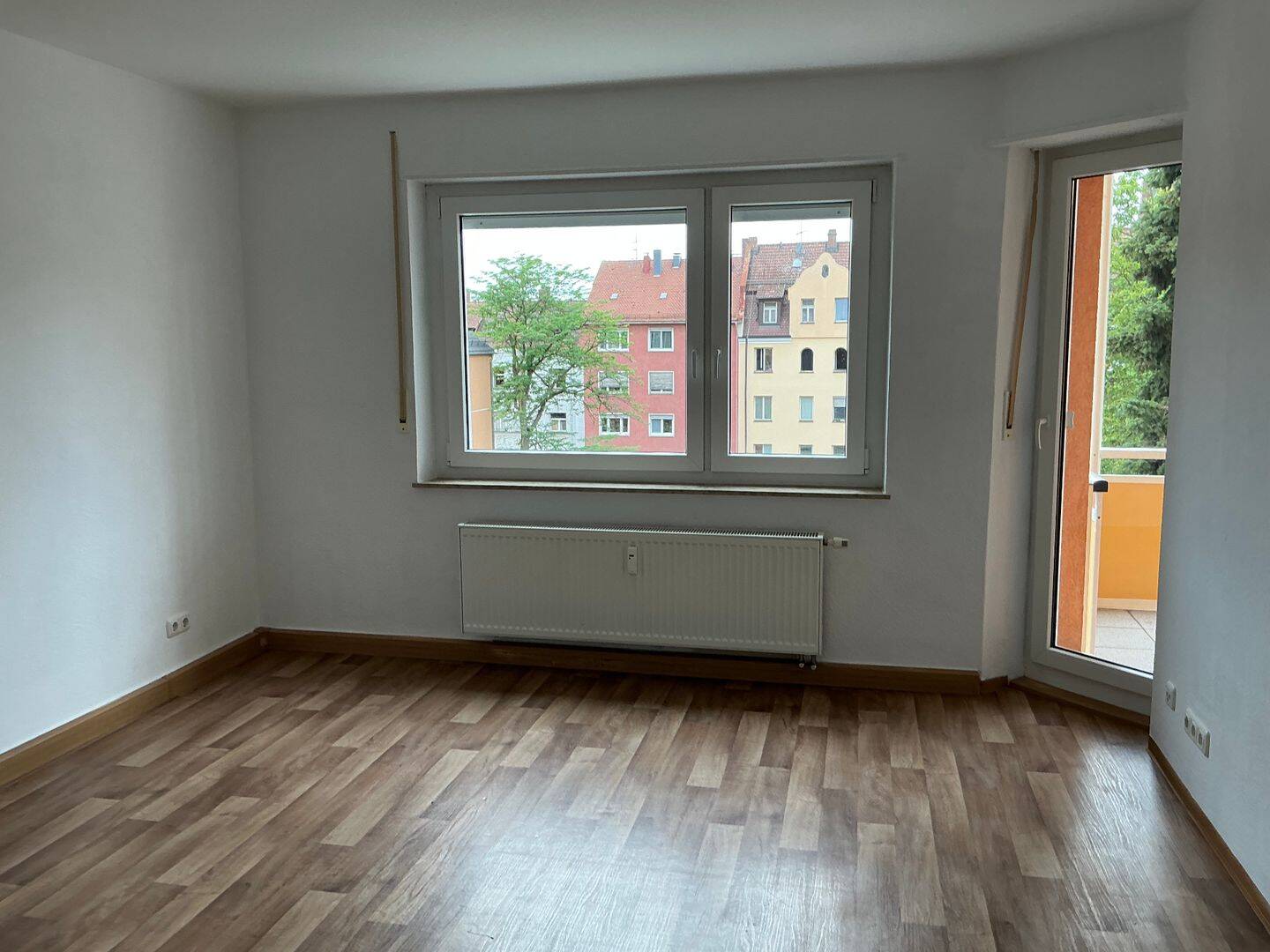 Attraktive 3-Zimmer-Wohnung im 3. OG mit Balkon in begehrter Lage von Nürnberg, St. Johannis! – Nürnberg – Vorschaubild 3