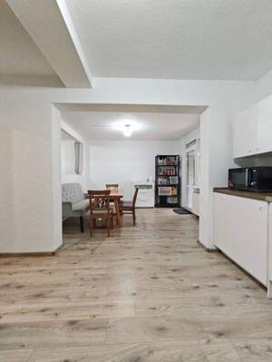 Nähe Henkel - Hausalternative mit Garten, Terrasse und Balkon – 40589 Düsseldorf – Vorschaubild 2