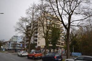 Schwabing - lichtdurchflutete 3 Zimmer Wohnung mit Süd- und Westbalkon – 80805 München – Vorschaubild 2