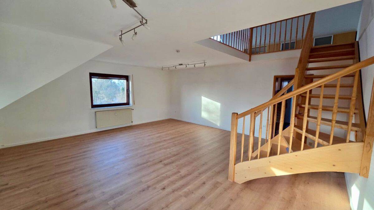 Moderne, frisch renovierte Maisonette mit Atelier – Wolfsburg – Vorschaubild 7