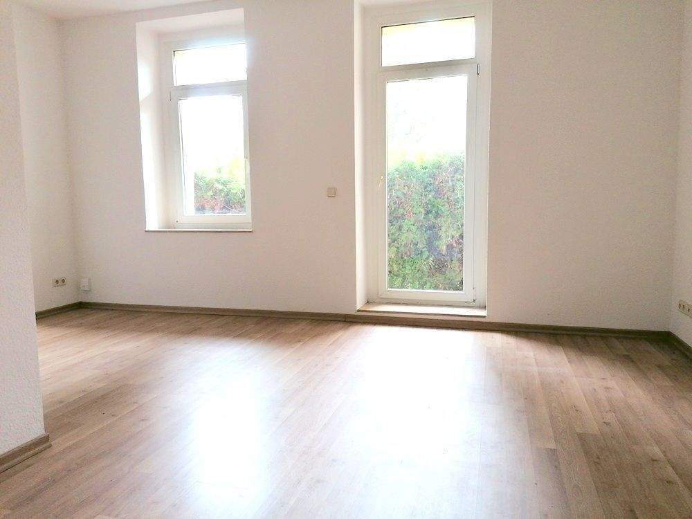 !! 2-Zimmer-Wohnung mit Terrasse, Fußbodenheizung und PKW-Stellplatz in ruhiger Nebenstraße !! – Chemnitz – Vorschaubild 2