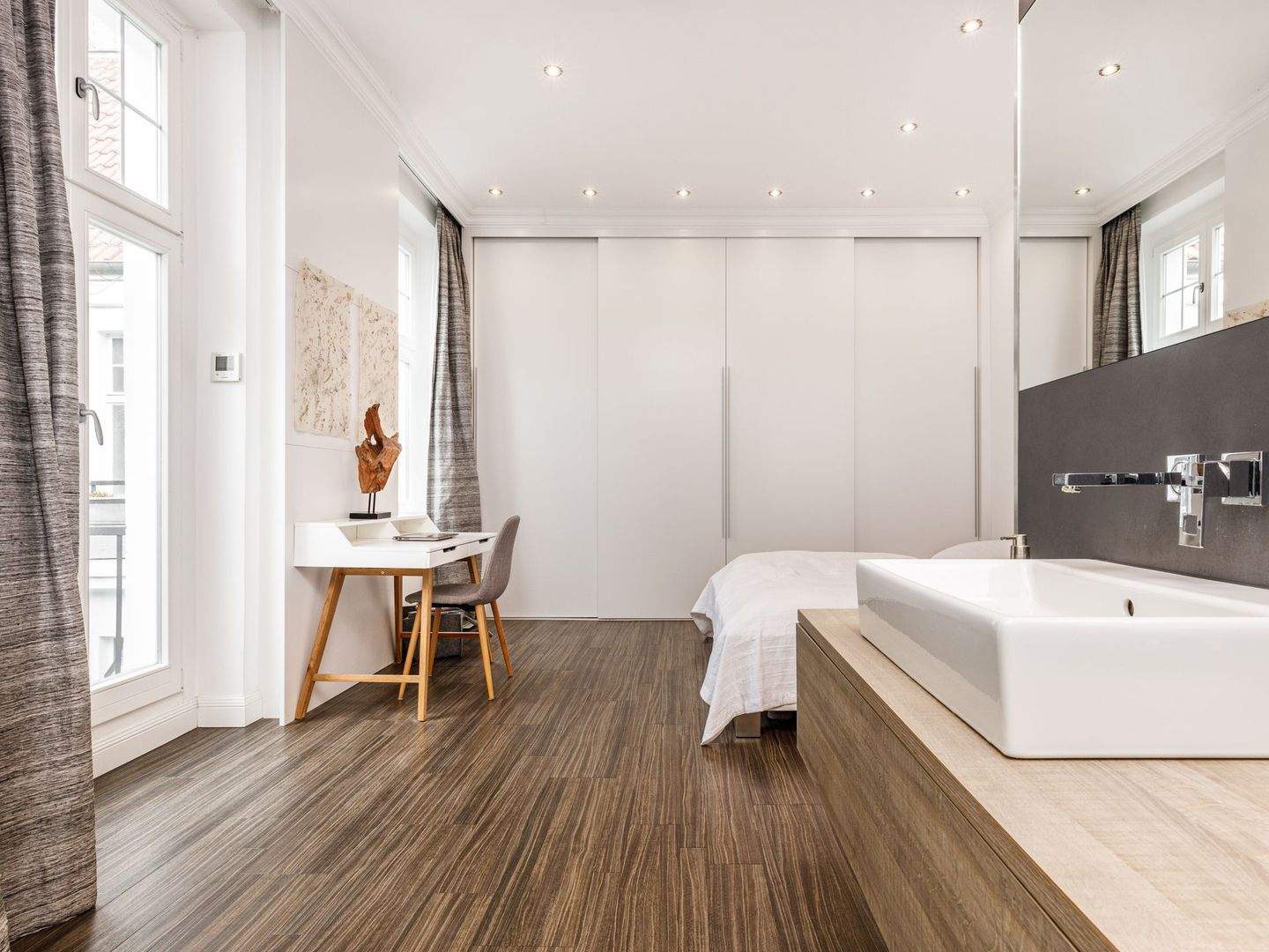Loft Feeling - Moderne Altbauwohnung mit tollem Raumgefühl in ruhiger Seitenstraße vom Ku'damm – Berlin – Vorschaubild 9
