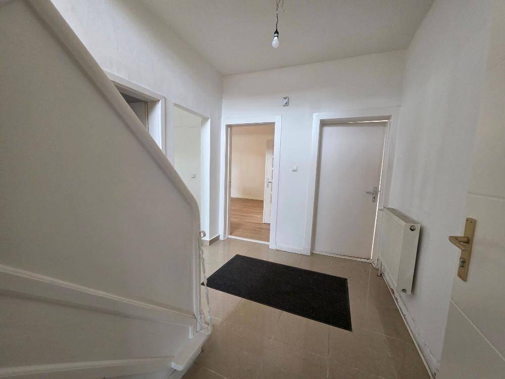 Einfamilienhaus für Handwerker/Firmen mit Garten in Jenfeld – Hamburg – Vorschaubild 7