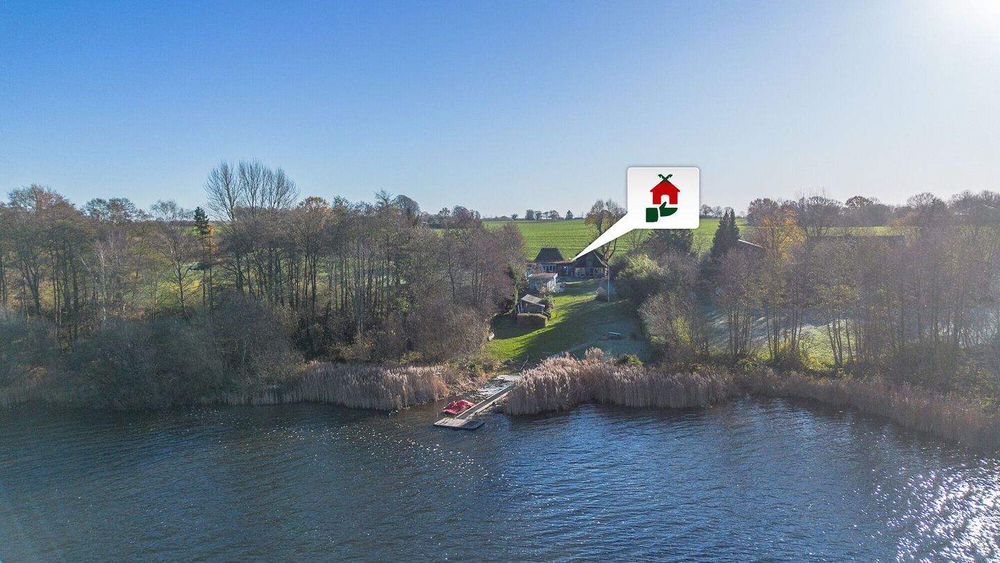 Seltene Gelegenheit! Traumhaftes Anwesen mit Seezugang und eigenem Steg – Bünsdorf – Bild 1 von 9