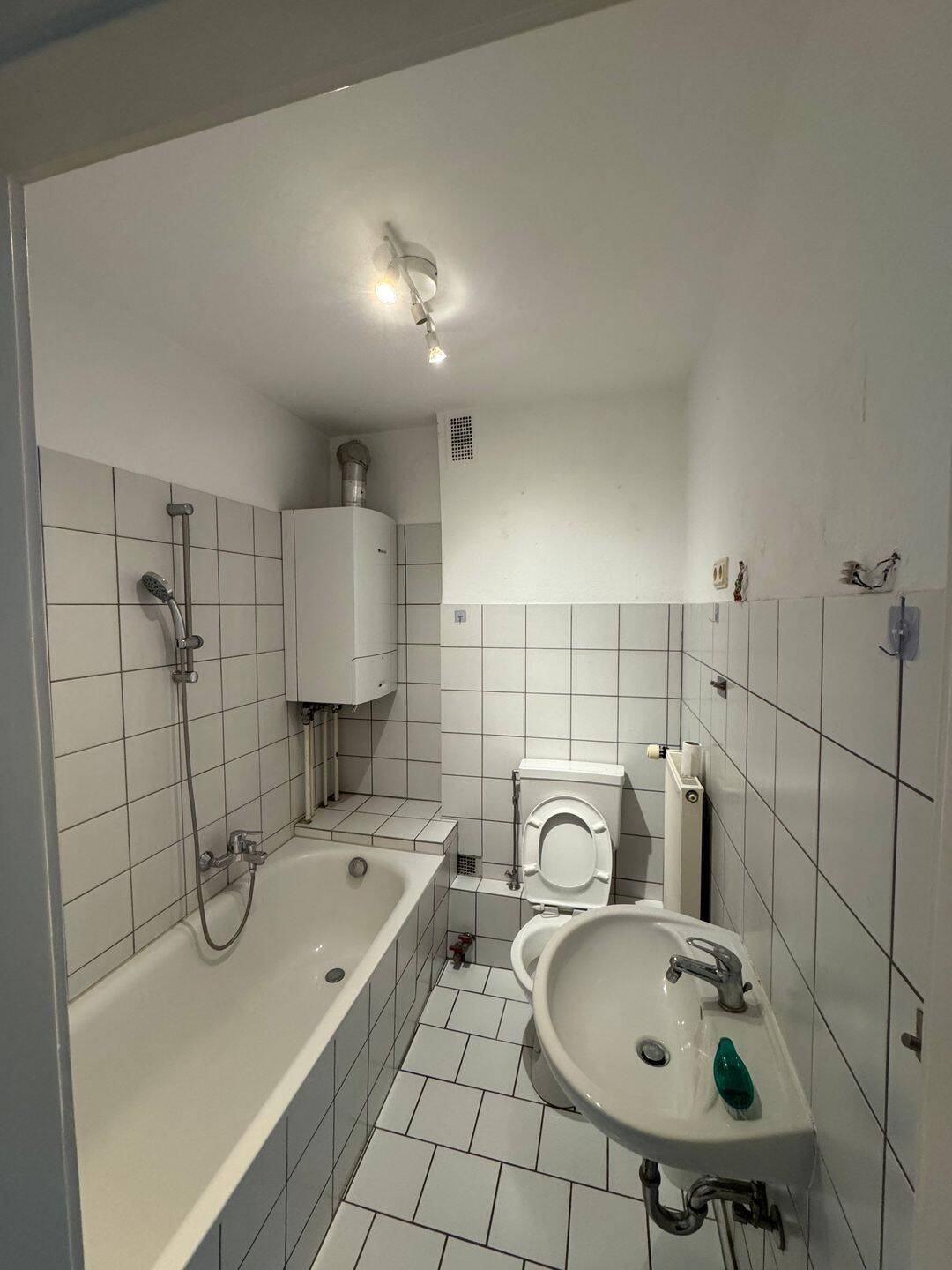 Lichtdurchflutete 3 Zimmer Wohnung im Westend – Wiesbaden – Vorschaubild 3