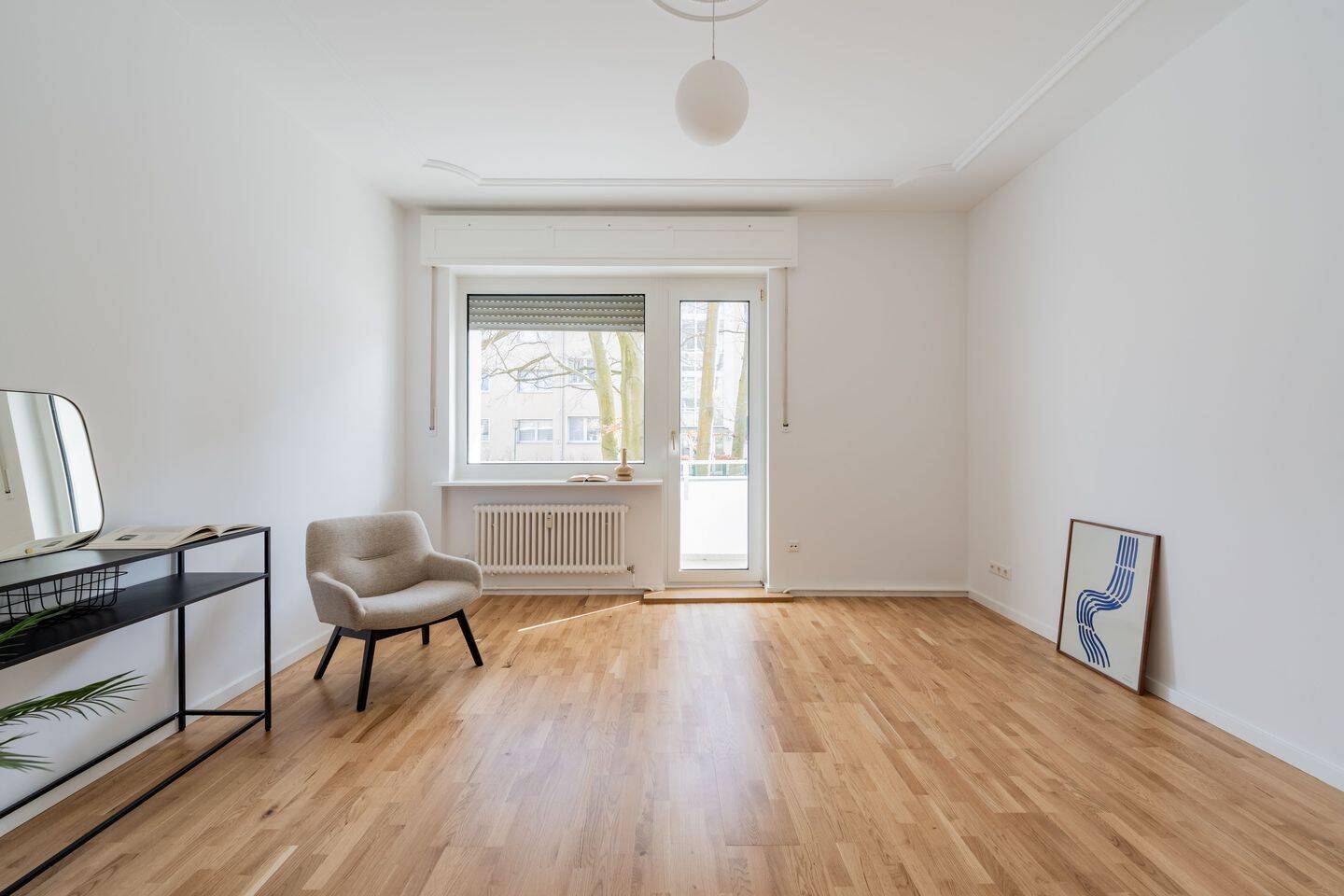 Sanierte 2-Zi. Wohnung mit Balkon & Eichenparkett in Lankwitz
