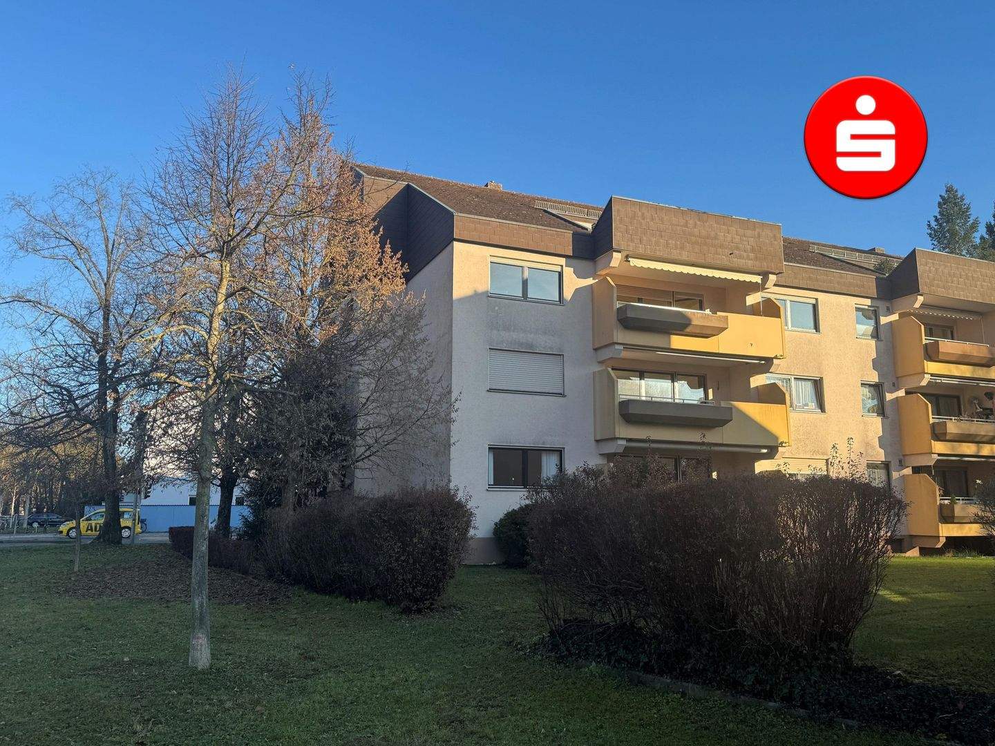 Ausgerichtet für ein langes Leben - großzügige 4-Zimmer-Wohnung mit Westbalkon und Tiefgaragenstellplatz in Nürnberg Mögeldorf