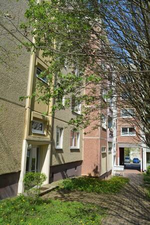 2 Zimmer gesucht? – 99097 Erfurt – Vorschaubild 2