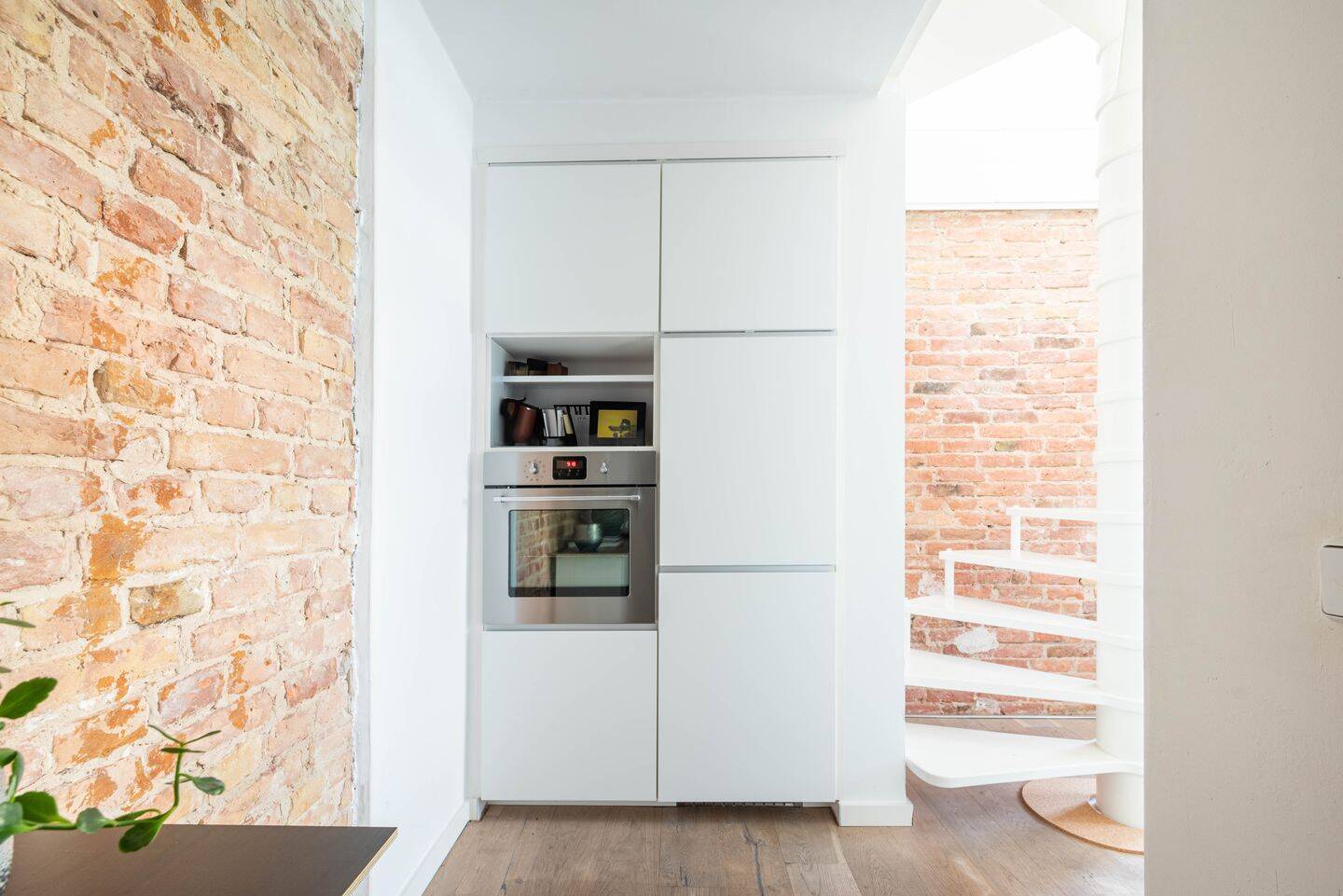 ?? Moderne 3-Zi.-Maisonette zw. Mitte & Prenzlauer Berg mit Designküche, Tageslichtbad im Innenhof – Berlin – Vorschaubild 6