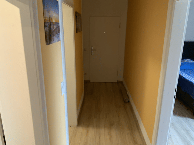 Ich bin ab sofort zu haben - große 2-Zimmerwohnung mit Laminatboden – Krefeld – Vorschaubild 3