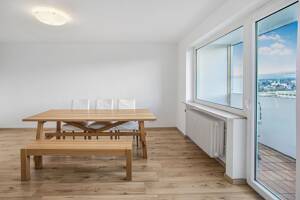??FREISTEHENDE WOHNUNG mit Balkon / Stellplatz / 3-4 Zimmer / gegen Gebot – 61350 Bad Homburg vor der Höhe – Vorschaubild 4