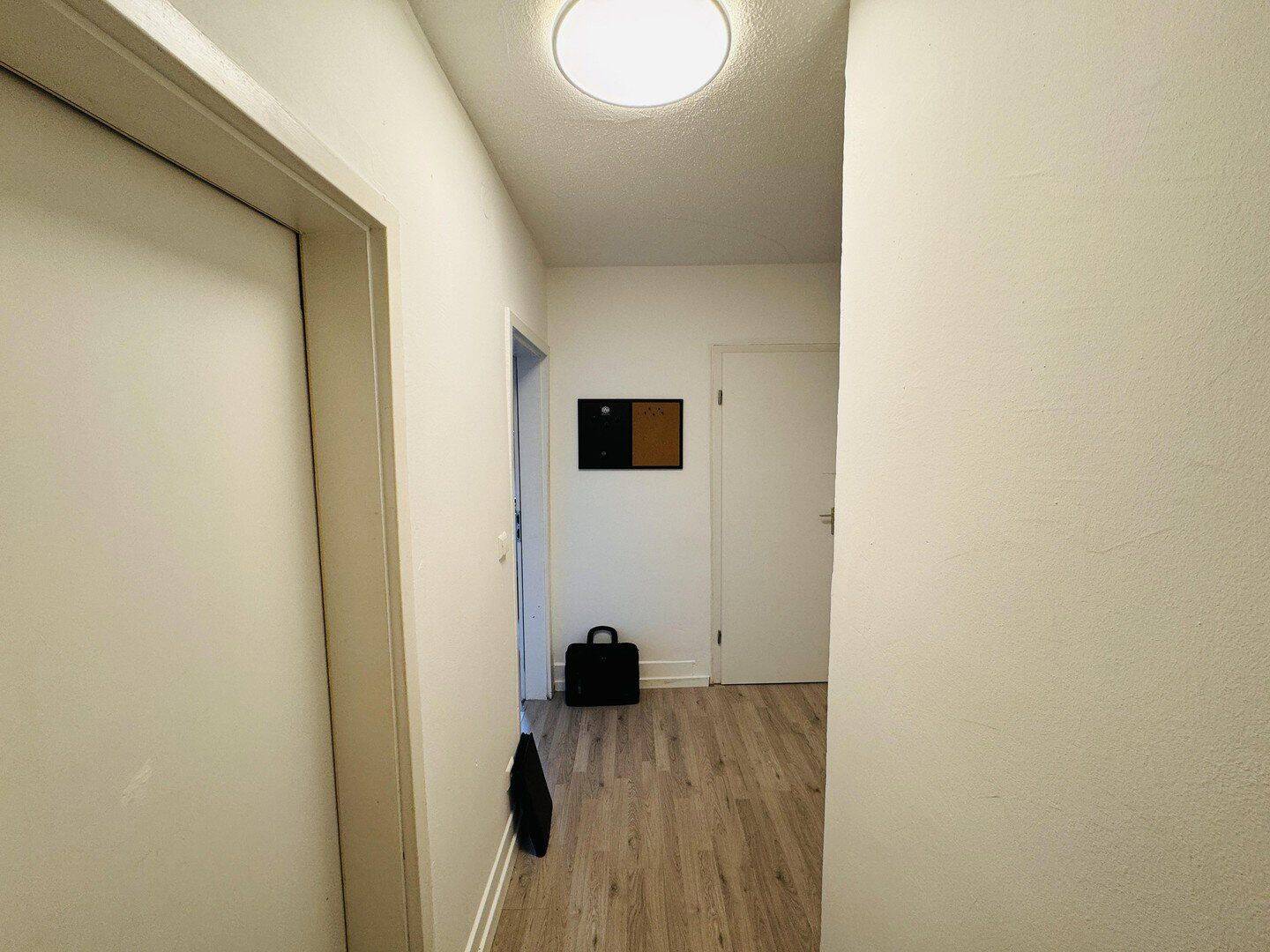 8% Bruttorendite in Stuttgart! Vollvermietetes 5-Zimmer-WG-Investment mit Top-Cashflow – Stuttgart – Vorschaubild 5