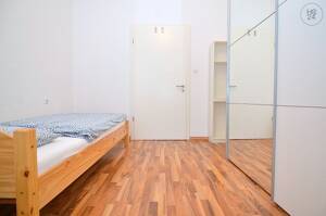 Möbliertes WG-Zimmer mit WLAN in der Fürther Innenstadt – 90763 Fürth – Vorschaubild 2