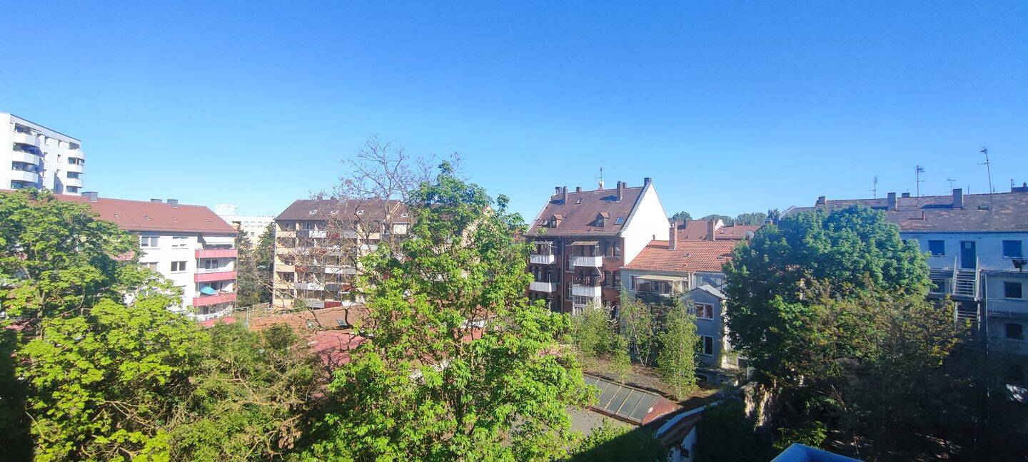 2,5-Zimmer-Maisonette mit West-Balkon am Pegnitzgrund