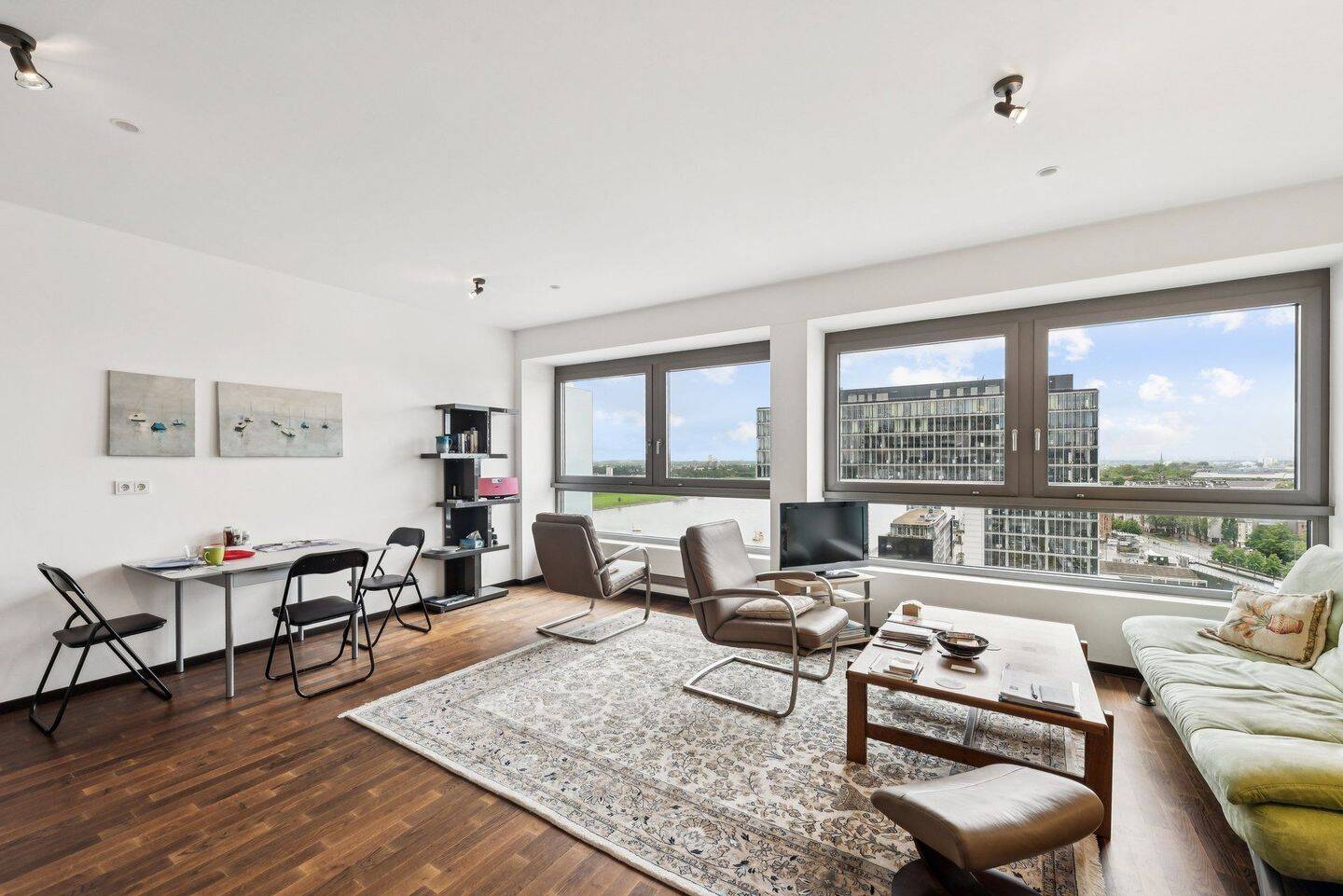 Kranhaus-Wohnung mit Rheinblick im 13. OG - Architektur-Ikone im Rheinauhafen!