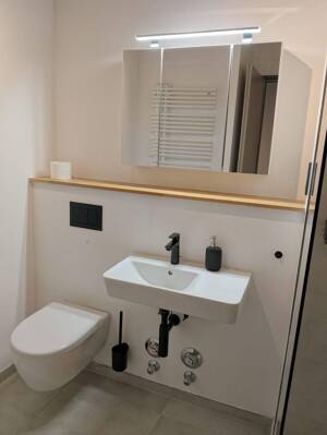 305 Exklusives & möbliertes Apartment im kernsanierten Bunker - Design, Komfort & Geschichte – 22305 Hamburg – Vorschaubild 5