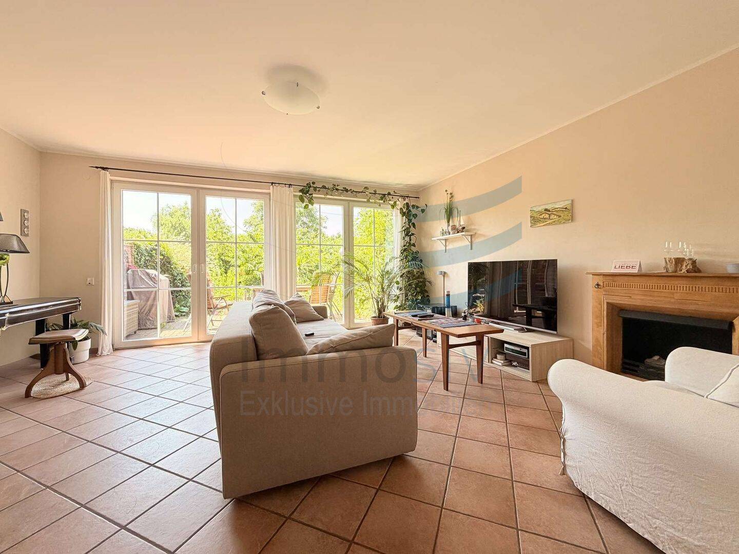 Bezugsfreie DHH mit schönem Garten im schönen Falkensee – Falkensee – Vorschaubild 5