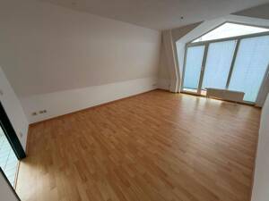 Charmantes 2-Zimmer-Apartment mit Ausblick in Magdeburg – 39120 Magdeburg – Vorschaubild 2