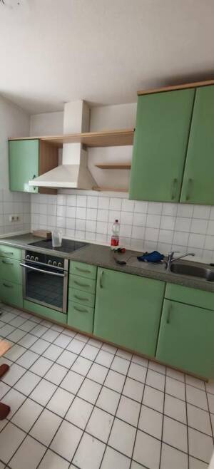 Großzügige 2-Zimmer-Wohnung mit Einbauküche, Terrasse und TG-Stellplatz in Dresden-Striesen! – 1277 Dresden – Vorschaubild 2