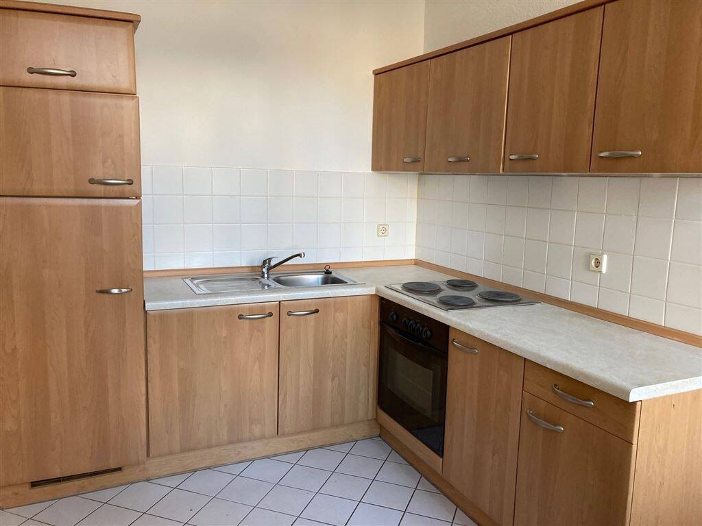 WOHNUNG GESUCHT? ...3 Zimmer + Balkon + Stellplatz + Aufzug im Haus :) – Chemnitz – Vorschaubild 3