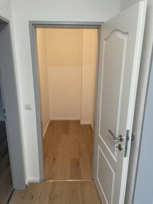 Renoviert und gut vermietet - ideale Kapitalanlage – 51149 Köln – Vorschaubild 6