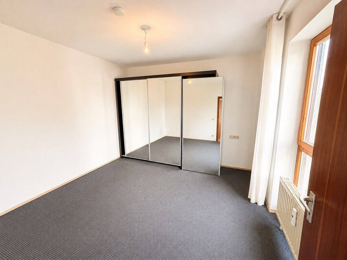 Zentral gelegene 2-Zimmer-Wohnung mit Terrasse und Duplex-Stellplatz in Augsburg – Augsburg – Vorschaubild 6