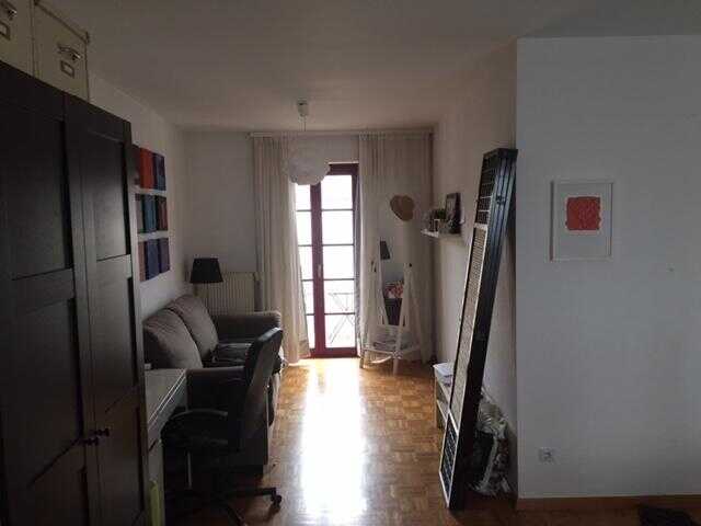Schöne 2-Zimmer-Wohnung in der Altstadt – Stuttgart – Vorschaubild 4