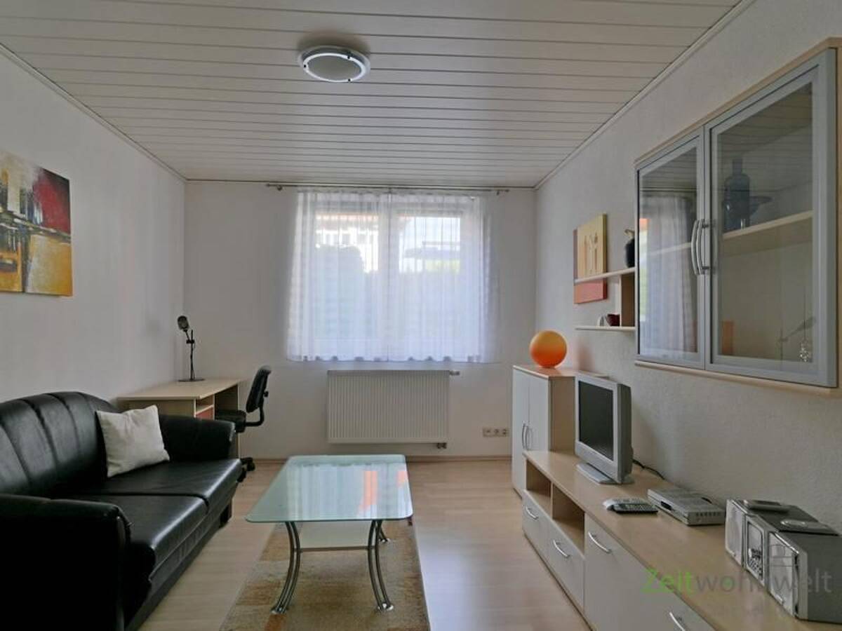 (EF0942_M) Erfurt: Daberstedt, neu möbliertes 1-Zimmer-Apartment für Wochenendheimfahrer in ruhiger Lage – 99099 Erfurt – Bild 1 von 5