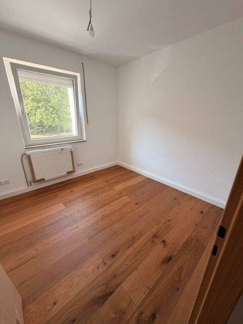 Neu renovierte 3-Zimmer-Wohnung mit Balkon in Nürnberg Schweinau – Nürnberg – Vorschaubild 6