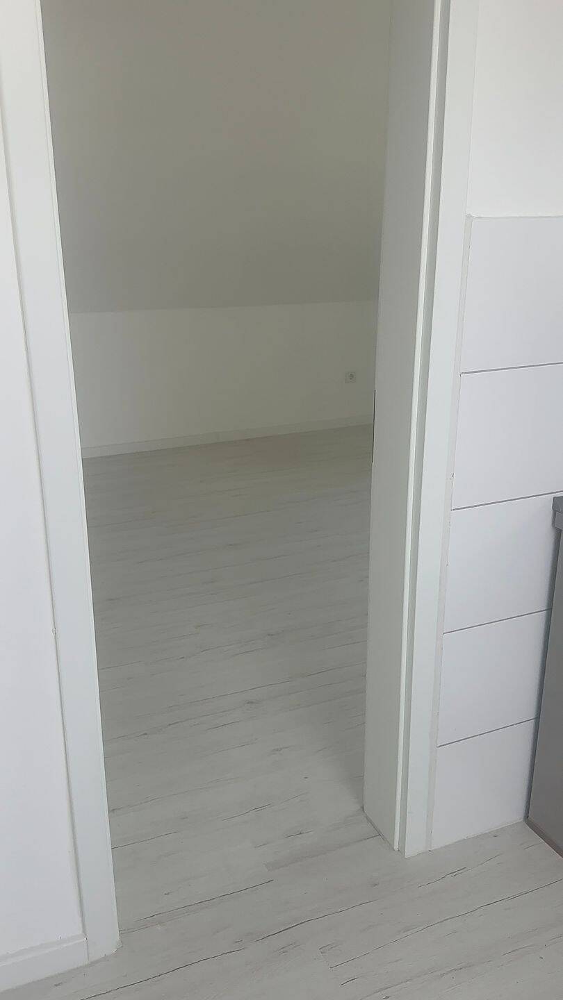 3,5 Zimmer Uni Nähe Dortmund Eichlinghofen inkl. Einbauküche – Dortmund – Vorschaubild 5