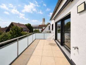 Moderne Maisonette-Wohnung mit Süd-Balkon in begehrter Lage von Stuttgart-Sillenbuch – 70619 Stuttgart – Vorschaubild 2