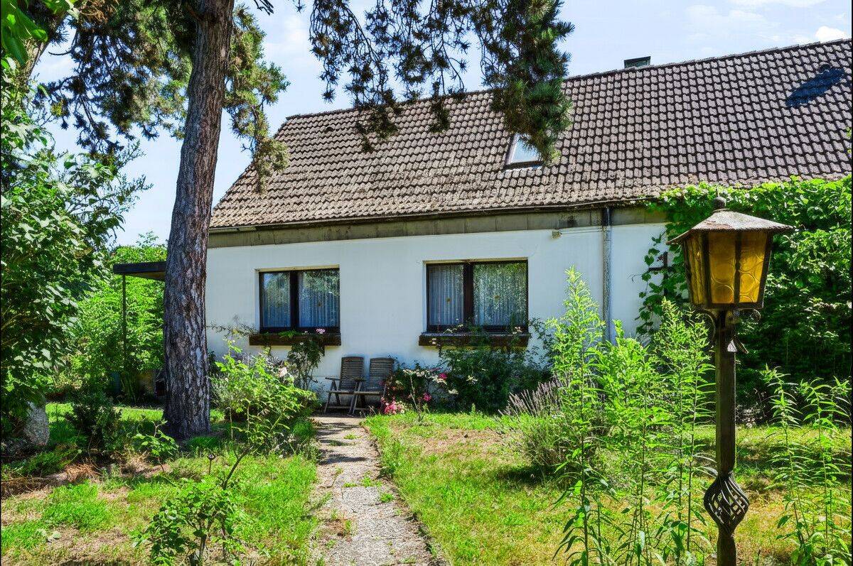 Stadtnah wohnen und individuell gestalten - Sanierungsbedürftiges Einfamilienhaus in Riddagshausen – Braunschweig – Vorschaubild 2