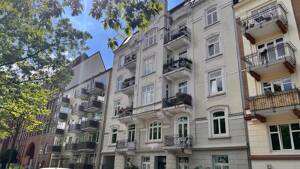 Vermietete 4-Zimmer Eigentumswohnung mit Balkon in bester Lage von Eppendorf