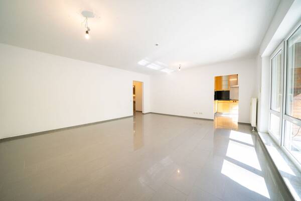 Etagenwohnung in 51109 Köln mit 85 m² kaufen