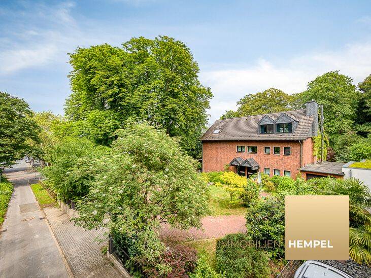 WOHNEN IM GROSSEN STIL - Freistehendes Dreifamilienhaus in begehrter Waldrandlage MH-Speldorf