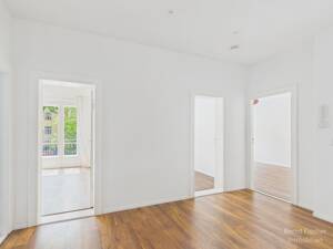3 Zimmer Küche Bad im 1. Obergeschoss Nähe Ku'damm – 10629 Berlin – Vorschaubild 8