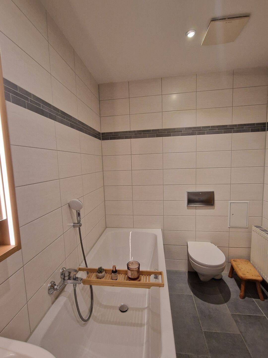 Attraktive 3-Zimmer-Maisonette Wohnung mit zwei Bädern und Aufzug – Chemnitz – Vorschaubild 5