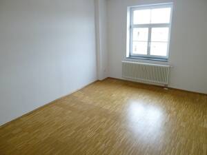 seltene Gelegenheiheit! 4-Zimmerwohnung mit 2-Balkonen in gepflegter Familiefreundlicher Wohnanlage! – 1097 Dresden – Vorschaubild 4