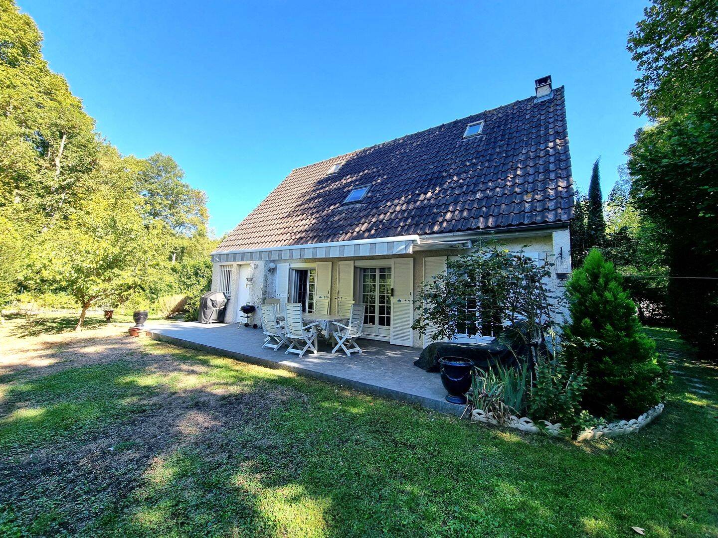 Maison 6 pièces 127 m² · à Rubelles · 127 m² · 349 000 €