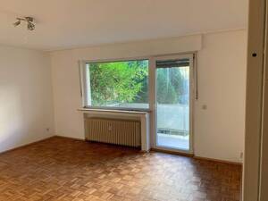 Helle, ruhige Wohnung im EG mit großem Südbalkon, WG-geeignet, mit NEUEM BAD – 45143 Essen – Vorschaubild 2