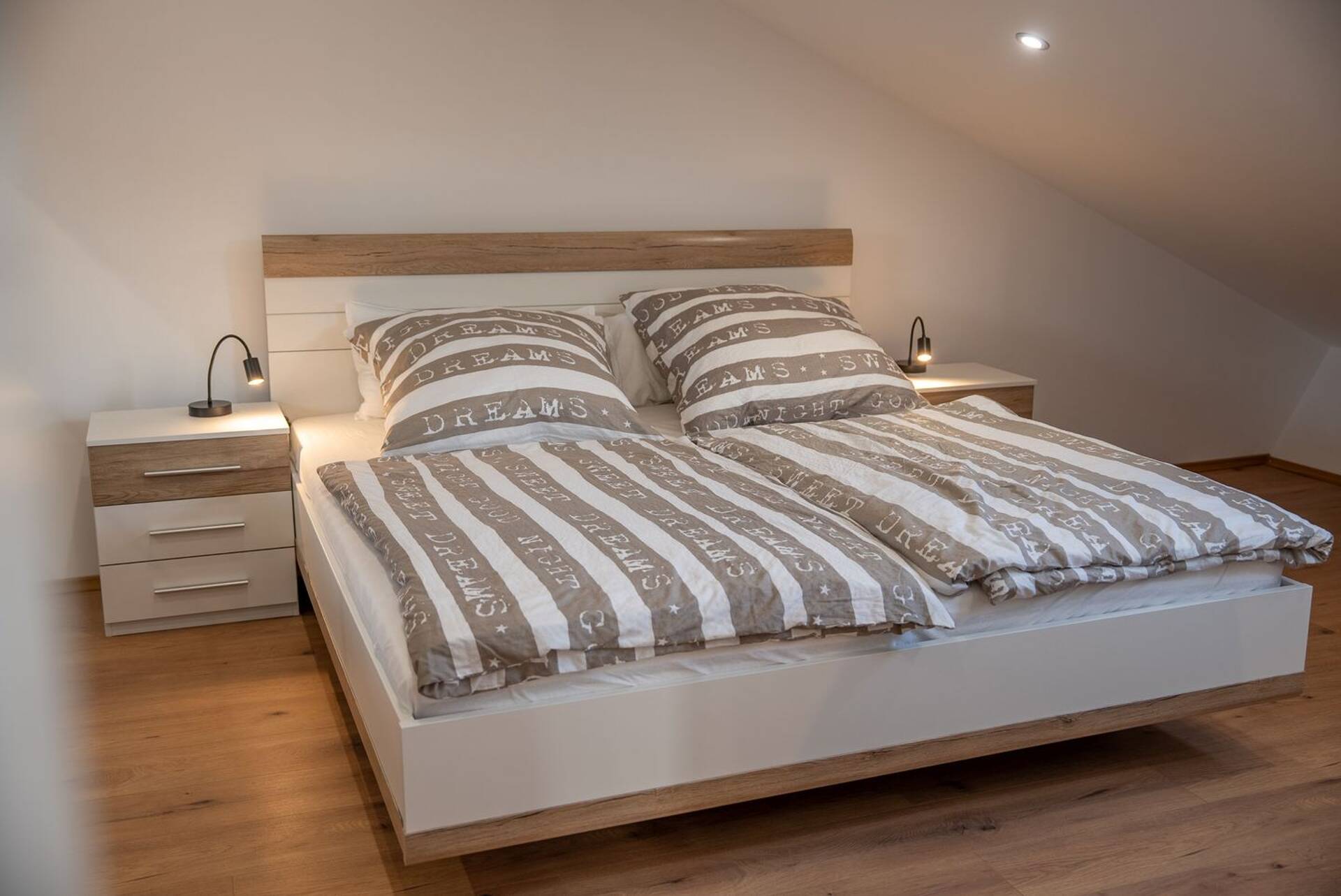 Dachgeschosswohnung in 89077 Ulm mit 75,56 m² kaufen