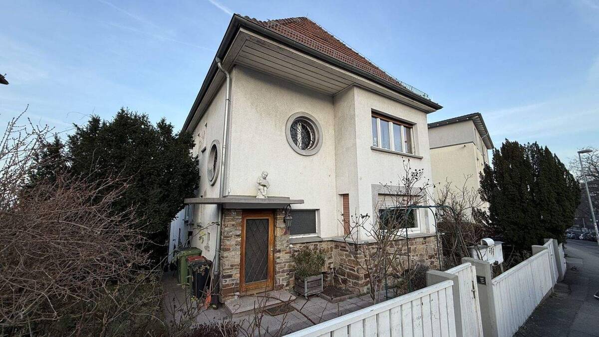 Ihre Altersversorgung: Mehrfamilienhaus mit Garage in Bestlage mit 4 Einheiten davon 2 unvermietet – 55122 Mainz – Bild 1 von 9