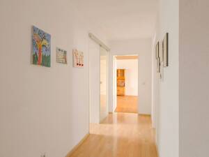 Wohnen mit Weitblick: großzügige 4,5-Zimmer-Wohnung mit sonniger Süd-Loggia! – 71282 Hemmingen – Vorschaubild 6
